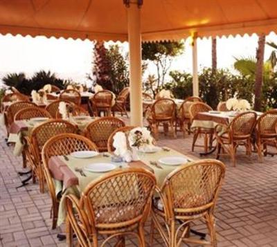 фото отеля Azak Beach Hotel
