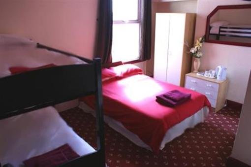 фото отеля Cowley Hotel