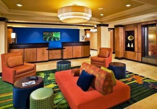 фото отеля Fairfield Inn & Suites Toronto Mississauga