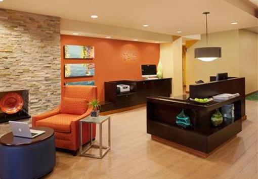 фото отеля Fairfield Inn & Suites Toronto Mississauga