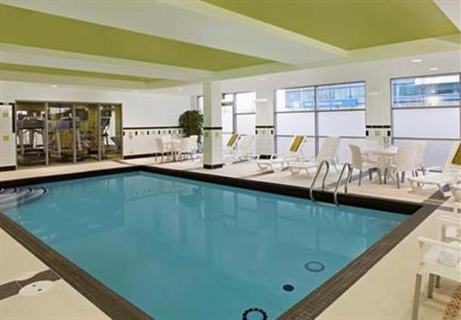 фото отеля Fairfield Inn & Suites Toronto Mississauga