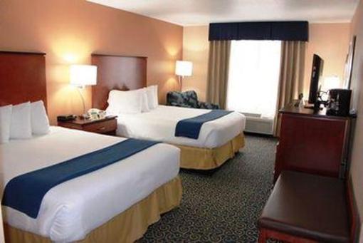 фото отеля Holiday Inn Express Cocoa Beach