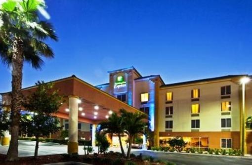фото отеля Holiday Inn Express Cocoa Beach
