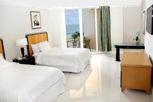 фото отеля Ocean Manor Resort Hotel
