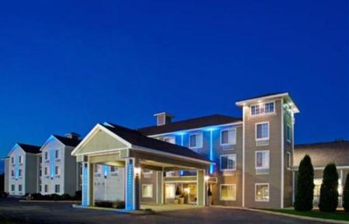 фото отеля Holiday Inn Express New Buffalo