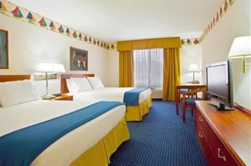 фото отеля Holiday Inn Express New Buffalo