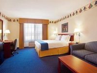 Holiday Inn Express New Buffalo