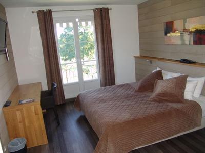 фото отеля Hotel Du Golf Le Lodge Salies-de-Bearn