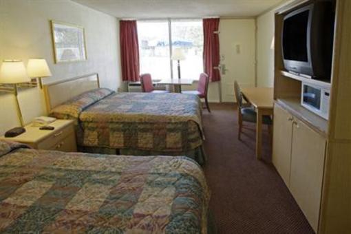 фото отеля Americas Best Value Inn-Norfolk Airport Area