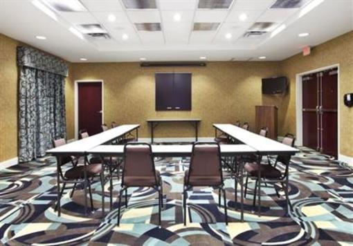 фото отеля Holiday Inn Express Hotel & Suites Baton Rouge Port Allen