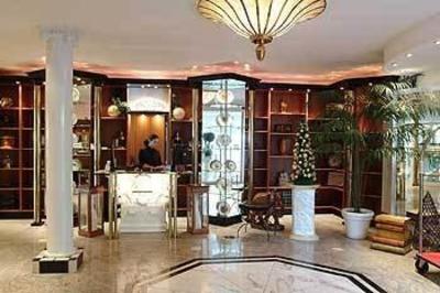 фото отеля Das Weisse Hotel an der Elbchaussee