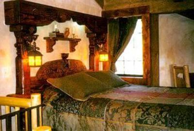 фото отеля Castle Wood Theme Cottages