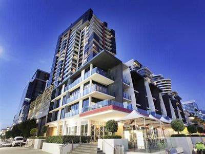 фото отеля Accommodation Star Docklands Apartments