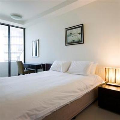 фото отеля Accommodation Star Docklands Apartments