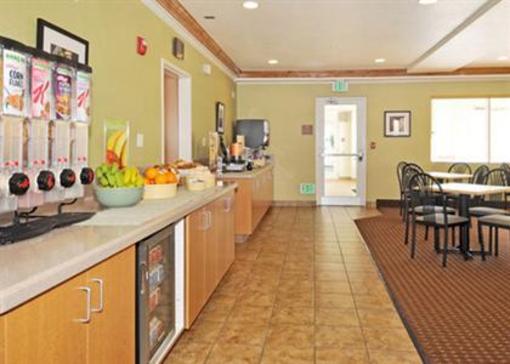 фото отеля Quality Inn & Suites Denver International Airport