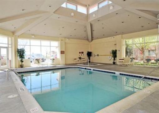 фото отеля Quality Inn & Suites Denver International Airport
