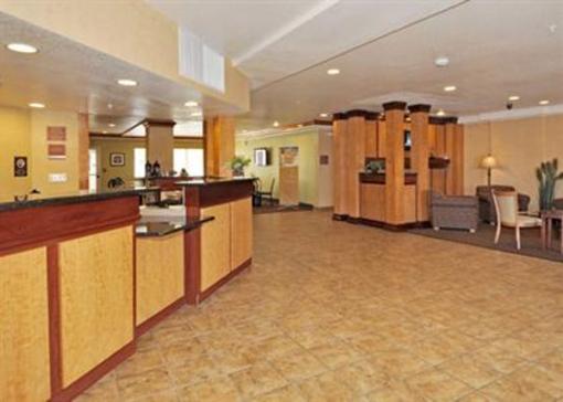 фото отеля Quality Inn & Suites Denver International Airport