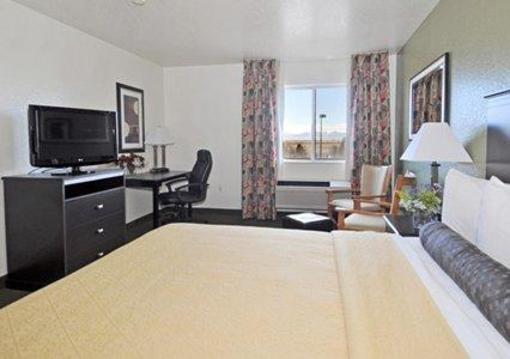 фото отеля Quality Inn & Suites Denver International Airport