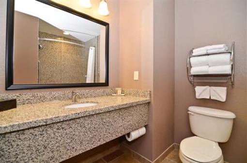 фото отеля Best Western Plus Carousel Inn