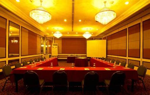 фото отеля The Acacia Hotel Jakarta