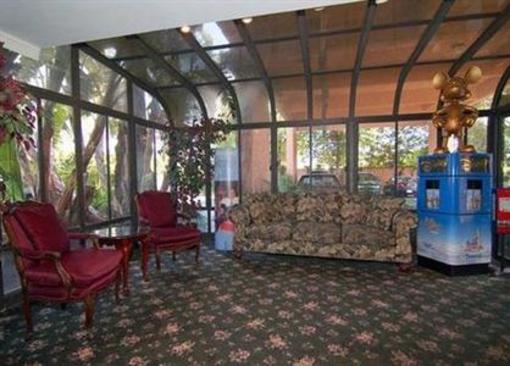 фото отеля Econo Lodge Maingate