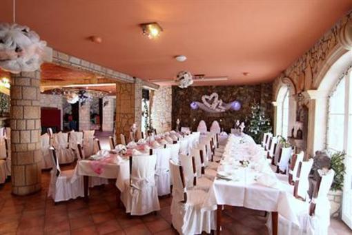 фото отеля Garden Hotel Boleslawiec