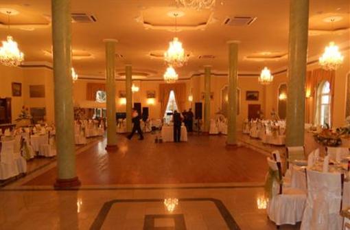 фото отеля Garden Hotel Boleslawiec