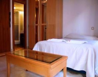 фото отеля Santa Ana Apartamentos