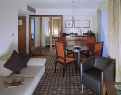 фото отеля Crowne Plaza Hotel Marlow