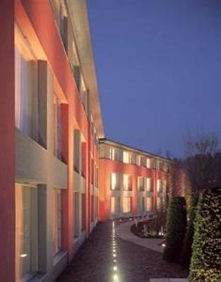 фото отеля Crowne Plaza Hotel Marlow