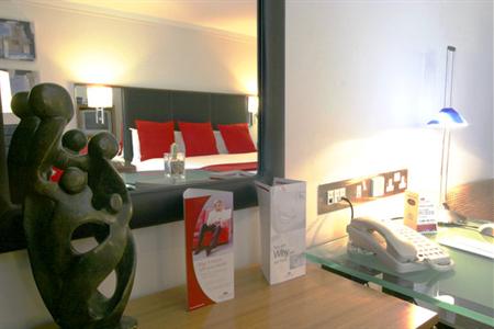 фото отеля Crowne Plaza Hotel Marlow