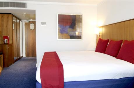 фото отеля Crowne Plaza Hotel Marlow