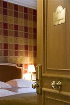 фото отеля Relais Saint Jacques Hotel Paris