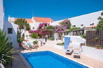 фото отеля Rio Arade Algarve Accommodation Hotel Estombar