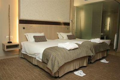 фото отеля Lombardy Boutique Hotel & Conference Centre