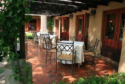 фото отеля Lombardy Boutique Hotel & Conference Centre