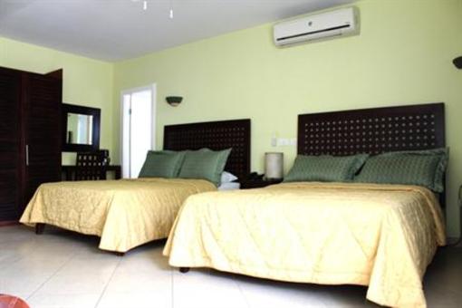 фото отеля Hotel Playa del Karma