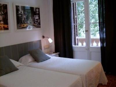 фото отеля Hostalet Barcelona