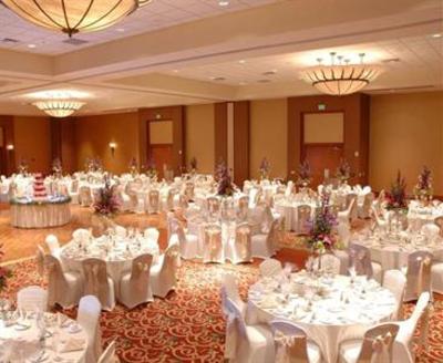 фото отеля Doubletree Bay City Riverfront