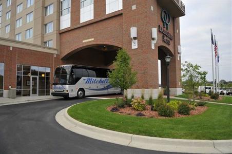 фото отеля Doubletree Bay City Riverfront