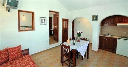 фото отеля Enplo Apartments
