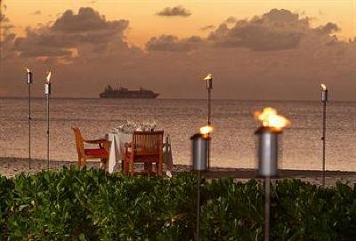 фото отеля The Westin Casuarina Resort & Spa