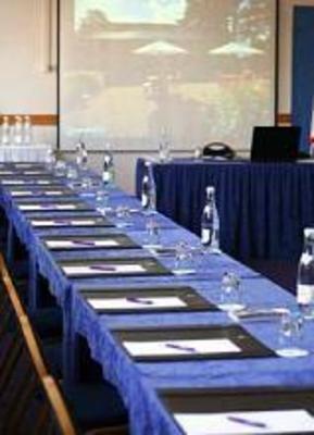 фото отеля Best Western Hostellerie Abbatiale Bono