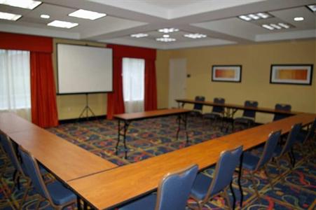 фото отеля Hampton Inn & Suites Huntersville