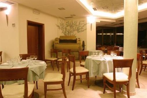 фото отеля Golden City Hotel Athens