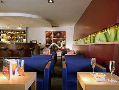 фото отеля Hotel Novotel Grenoble Nord Voreppe