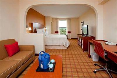 фото отеля Four Points by Sheraton Charlotte - Pineville