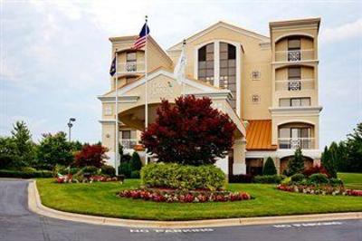 фото отеля Four Points by Sheraton Charlotte - Pineville
