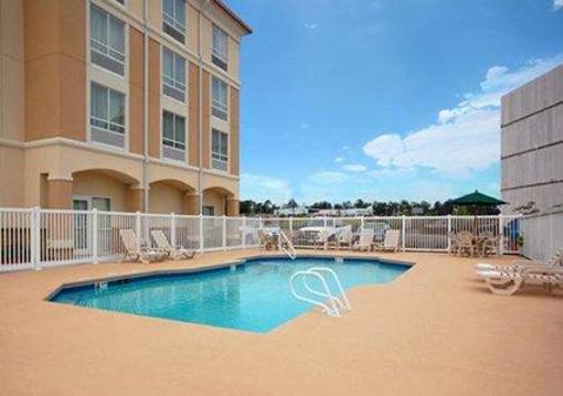 фото отеля Comfort Suites Valdosta