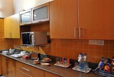 фото отеля Sterling Suites - Langford Town